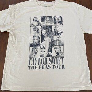 Taylor Swift Eras Tour Concert T-Shirt - First Leg - Chicago, IL June 2-4 2023